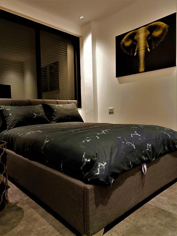 Luxury Aparment 5 Room 2 Minutes From The Beach Bat Jam Exteriér fotografie