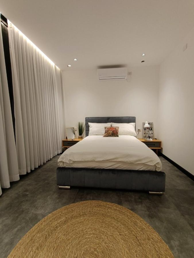 Luxury Aparment 5 Room 2 Minutes From The Beach Bat Jam Exteriér fotografie