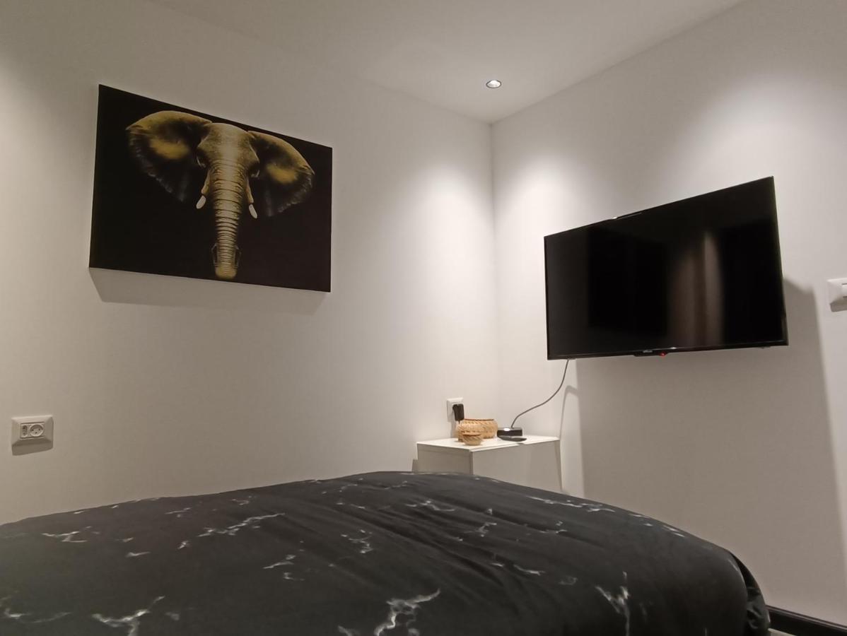 Luxury Aparment 5 Room 2 Minutes From The Beach Bat Jam Exteriér fotografie