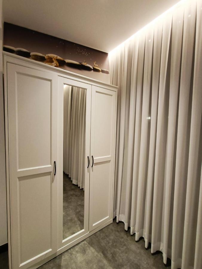 Luxury Aparment 5 Room 2 Minutes From The Beach Bat Jam Exteriér fotografie